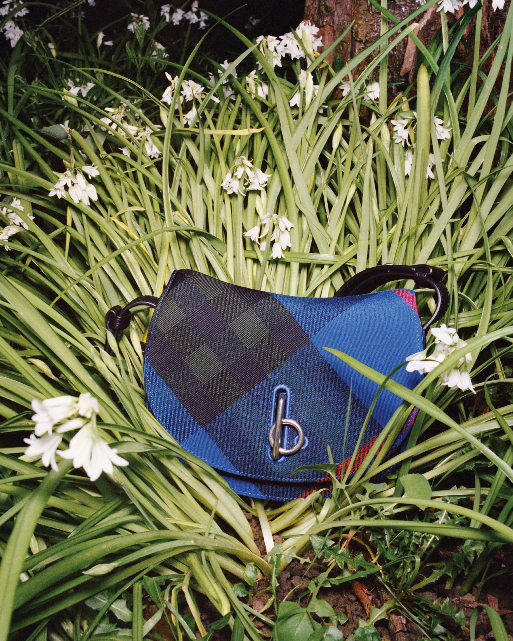 Burberry Summer Pick Up, photographed by Jonathan Frantini, art direction by Harry Doncaster